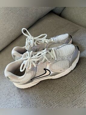 Nike Big Kids V5 RNR